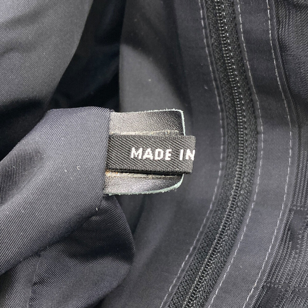 CHANEL Black Tote Bag - Picture 8 of 16